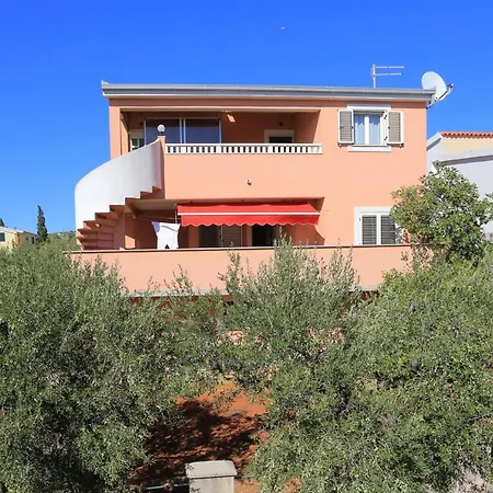 With Parking Space Kanica, - 20091 Daire