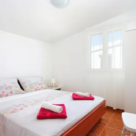 With Parking Space Kanica, - 20091 *