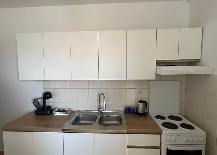 With Parking Space Kanica, - 20091 Daire *