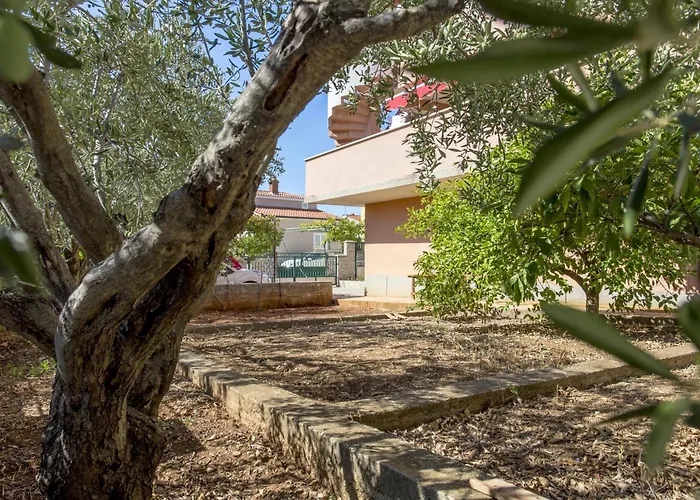 With Parking Space Kanica, - 20091 * Rogoznica (Sibenik-Knin)